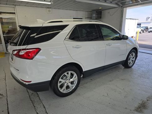 Used 2018 Chevrolet Equinox Premier image 6