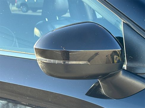 Used 2022 Mitsubishi Outlander ES image 7