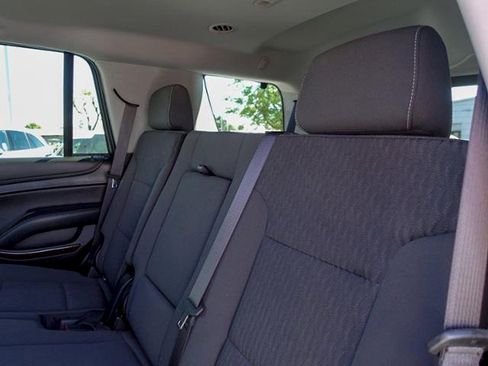 Used 2019 GMC Yukon SLE AWD/4WD image 11
