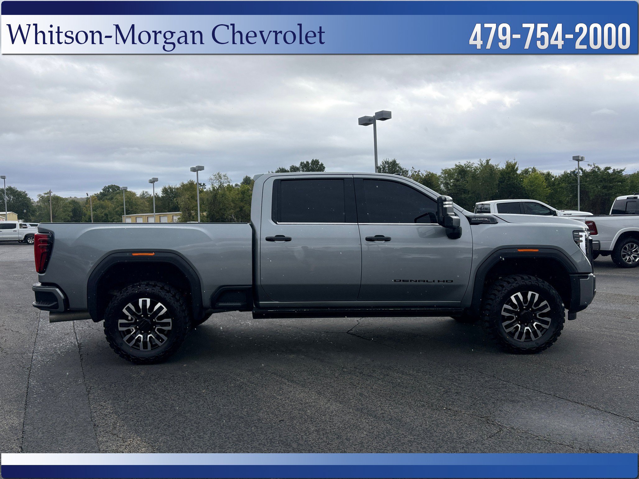 Used 2024 GMC Sierra 2500 Denali Ultimate AWD/4WD image 4