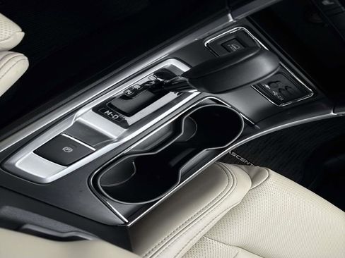 Used 2022 Subaru Ascent Limited w/ Technology Package image 28