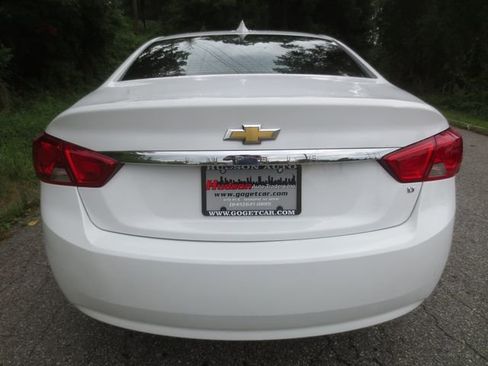 Used 2016 Chevrolet Impala LT image 6