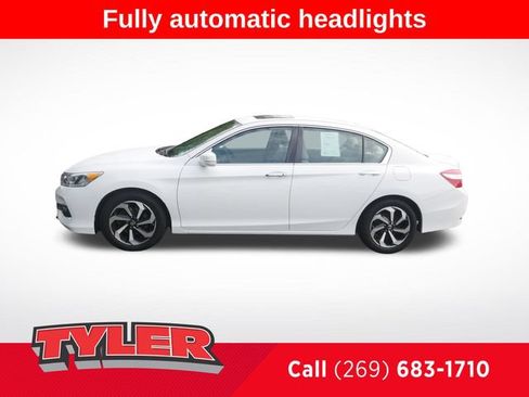Used 2017 Honda Accord EX-L image 4