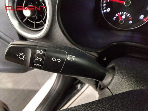 Used 2023 Kia Forte LXS image 14