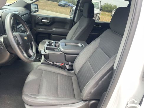 Used 2024 Chevrolet Silverado 1500 Custom AWD/4WD image 15