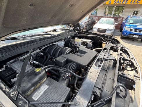 Used 2015 Chevrolet Silverado 1500 LT AWD/4WD image 28