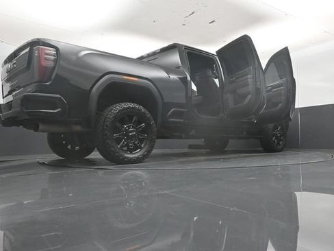 Used 2025 GMC Sierra 3500 AT4 w/ AT4 Premium Plus Package AWD/4WD image 59