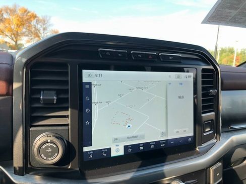 Used 2023 Ford F150 Lariat w/ Equipment Group 502A High image 5