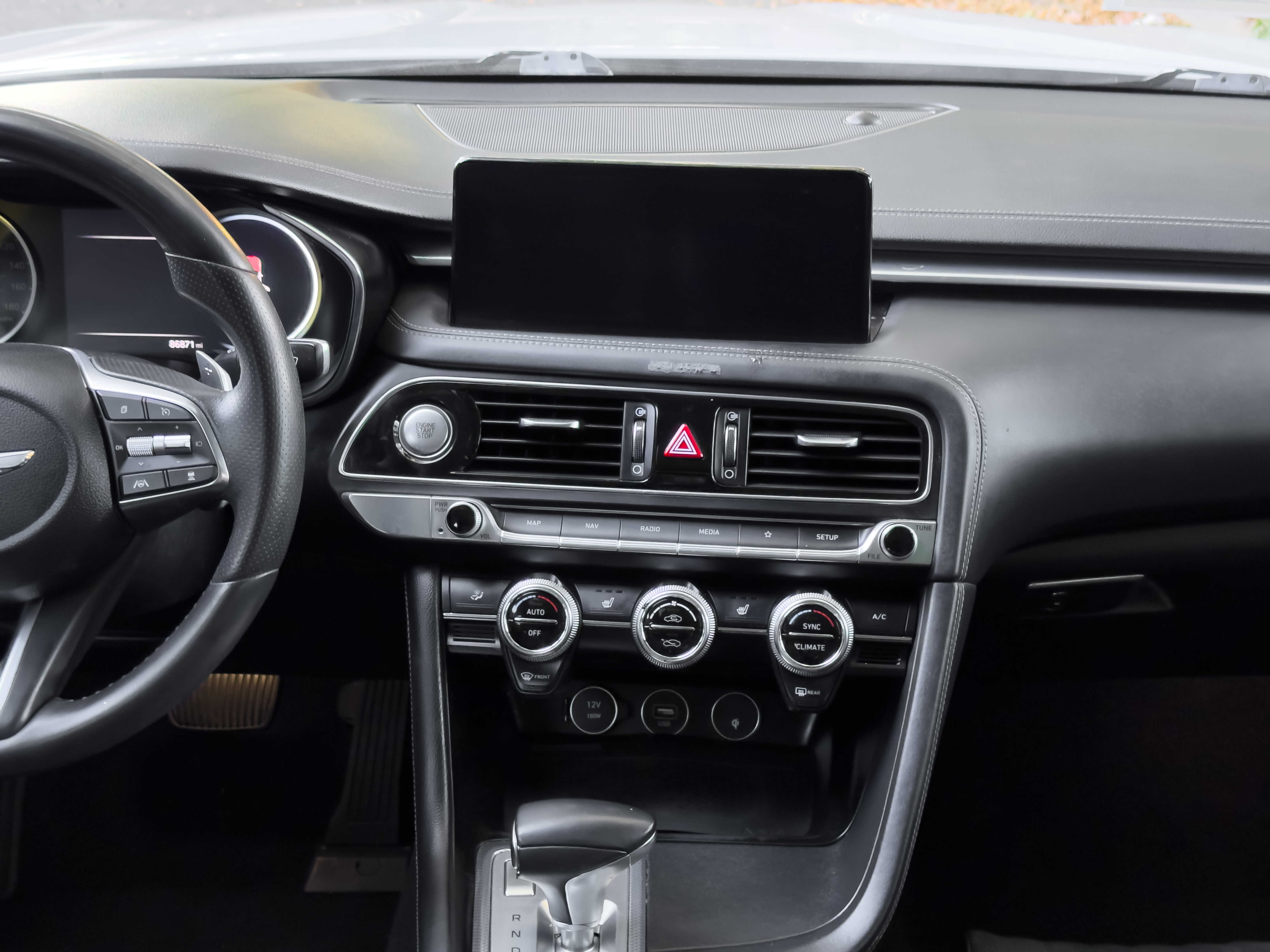 Used 2022 Genesis G70 2.0T w/ Prestige Package RWD image 57