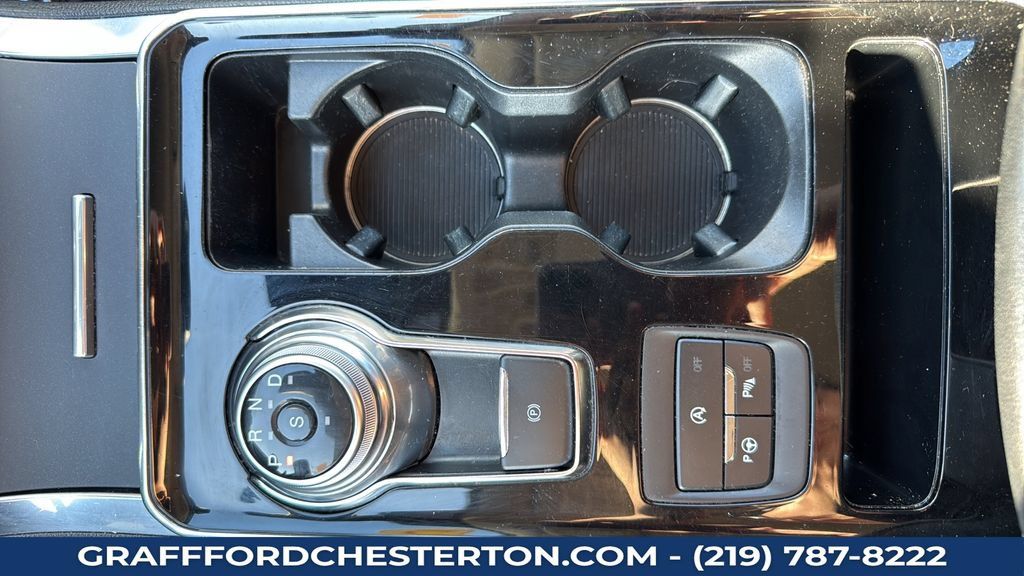 Used 2020 Ford Edge Titanium w/ Equipment Group 301A AWD/4WD image 17