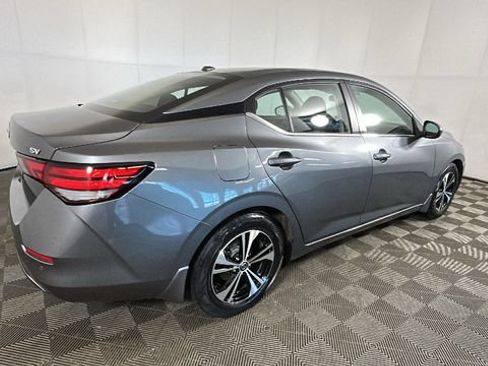 Used 2022 Nissan Sentra SV w/ Trunk Package FWD image 2
