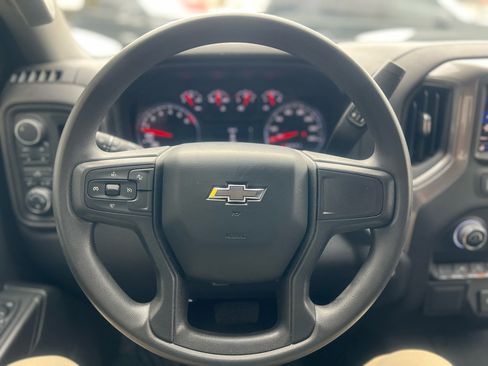 Used 2024 Chevrolet Silverado 1500 Custom Trail Boss w/ LPO, Dark Essentials Package image 26