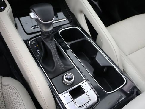 Used 2022 Kia Telluride EX w/ EX Premium Package image 47