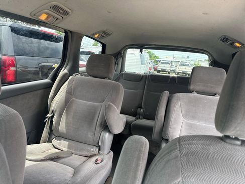 Used 2007 Toyota Sienna FWD image 11