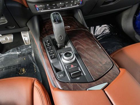 Used 2023 Maserati Levante GT AWD/4WD image 14