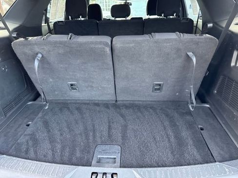 Used 2020 Ford Explorer XLT w/ Comfort Package image 21