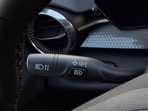 New 2026 Chevrolet Trax ACTIV image 18