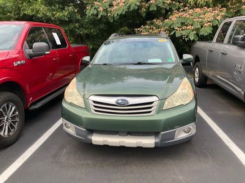 Used 2011 Subaru Outback 2.5i Limited AWD/4WD image 13