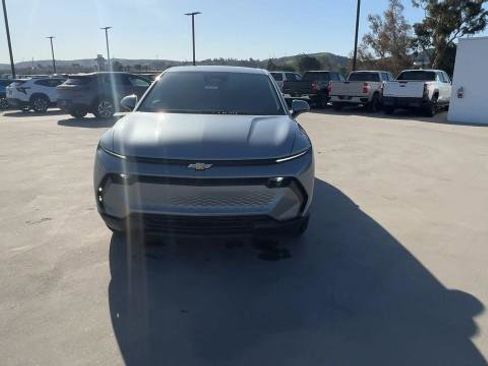 New 2026 Chevrolet Equinox EV LT w/ Comfort Package AWD/4WD image 3