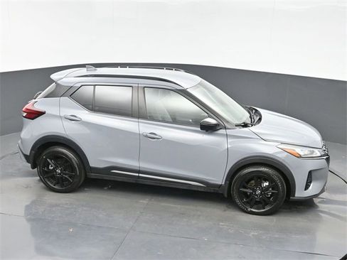 Certified 2024 Nissan Kicks SR w/ SR Premium Package image 34