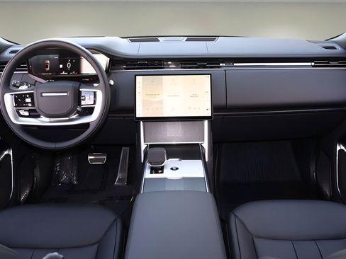 New 2026 Land Rover Range Rover Long Wheelbase Autobiography AWD/4WD image 14