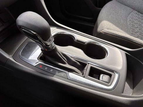 Used 2023 Chevrolet Equinox LT FWD image 26