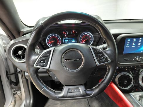 Used 2017 Chevrolet Camaro LT RWD image 27