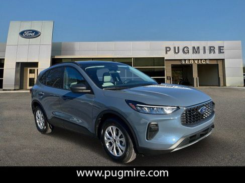 New 2025 Ford Escape Active w/ Cold Weather Package FWD image 1