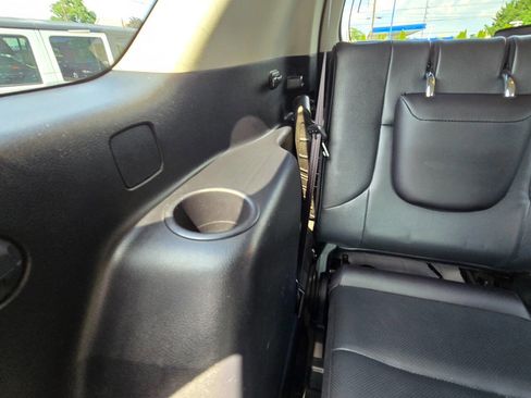 Used 2015 Lexus GX 460 w/ Premium Package image 31