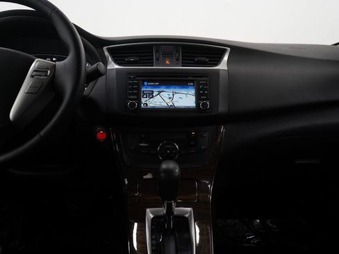 Used 2015 Nissan Sentra SL w/ SL Premium Package image 16