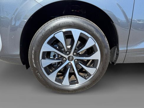 New 2026 Audi Q3 quattro 2.0T AWD/4WD image 9