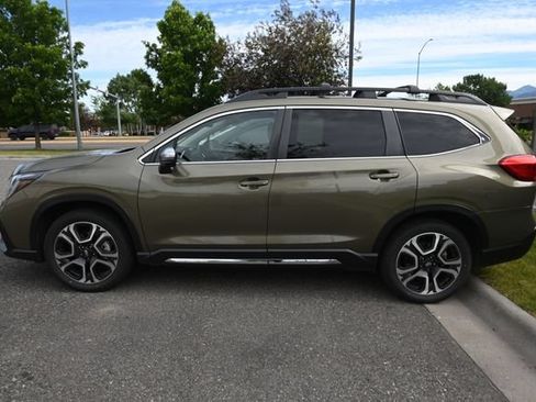 Used 2023 Subaru Ascent Limited w/ Technology Package AWD/4WD image 2