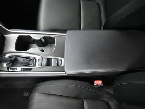 Used 2022 Honda Accord LX image 32