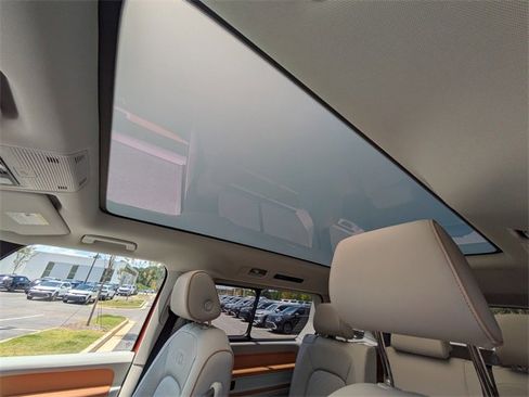 New 2025 Volkswagen ID. Buzz 1st Edition image 22