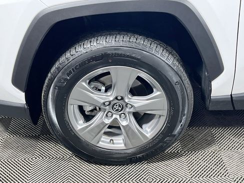 Certified 2025 Toyota RAV4 XLE image 28