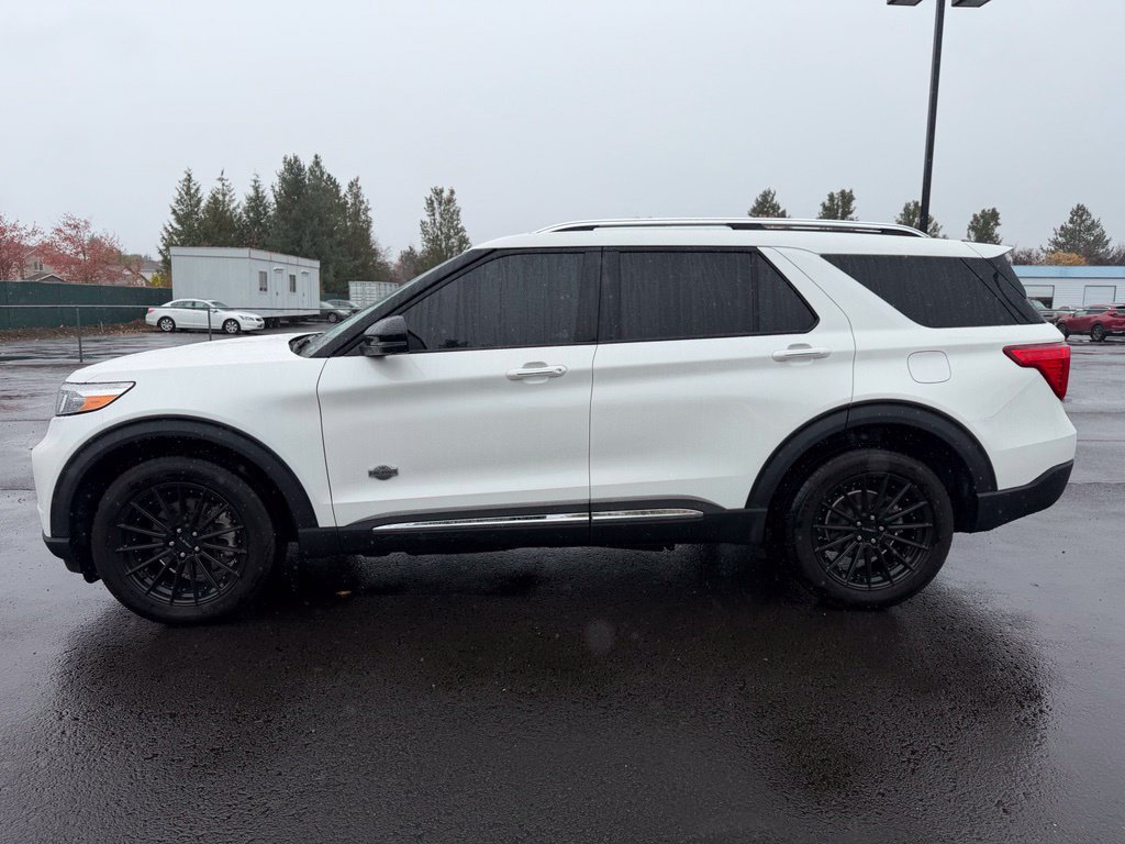 Used 2023 Ford Explorer King Ranch w/ Technology Package AWD/4WD image 5
