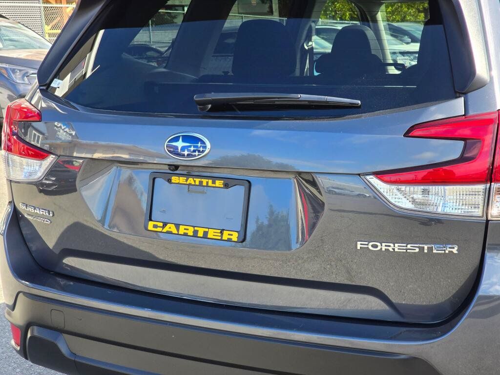 Used 2020 Subaru Forester Premium AWD/4WD image 15