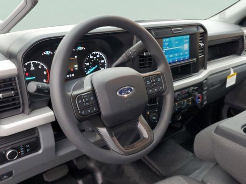 New 2026 Ford F550 4x4 SuperCab Super Duty w/ Snow Plow Prep Package image 16