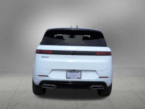 New 2026 Land Rover Range Rover Sport Dynamic SE AWD/4WD image 5