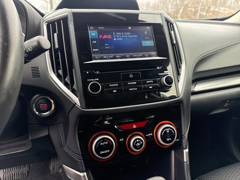 Used 2023 Subaru Forester Premium image 16