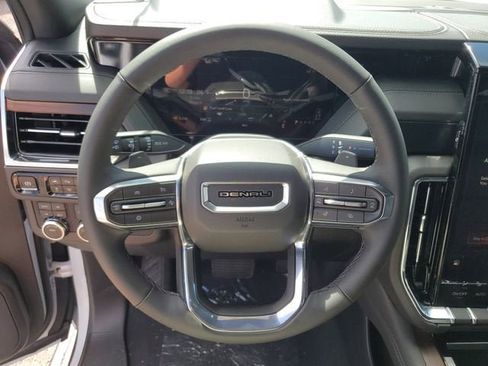New 2026 GMC Yukon XL Denali w/ Sun & Power Step Package AWD/4WD image 21