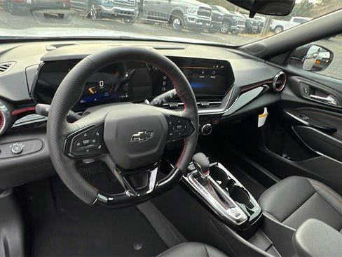 New 2026 Chevrolet Trax RS w/ Driver Confidence Package image 18