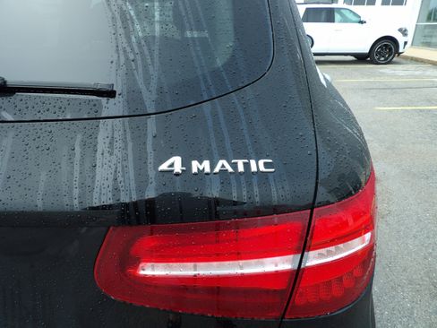 Used 2016 Mercedes-Benz GLC 300 4MATIC image 10
