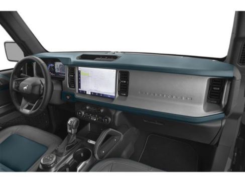 Used 2024 Ford Bronco Outer Banks AWD/4WD image 14