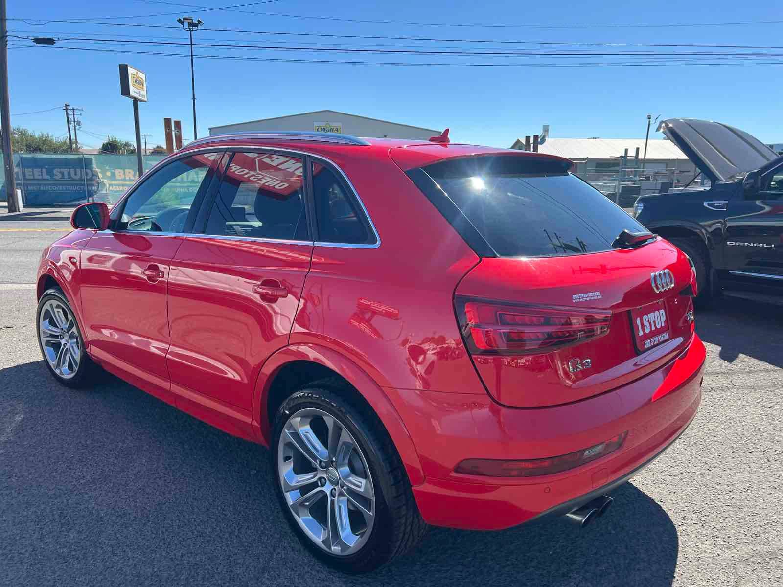 Used 2018 Audi Q3 2.0T Premium Plus w/ Premium Plus Package AWD/4WD image 8