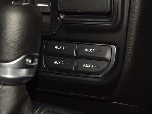 Used 2026 Jeep Wrangler Unlimited Rubicon w/ Safety Group AWD/4WD image 36