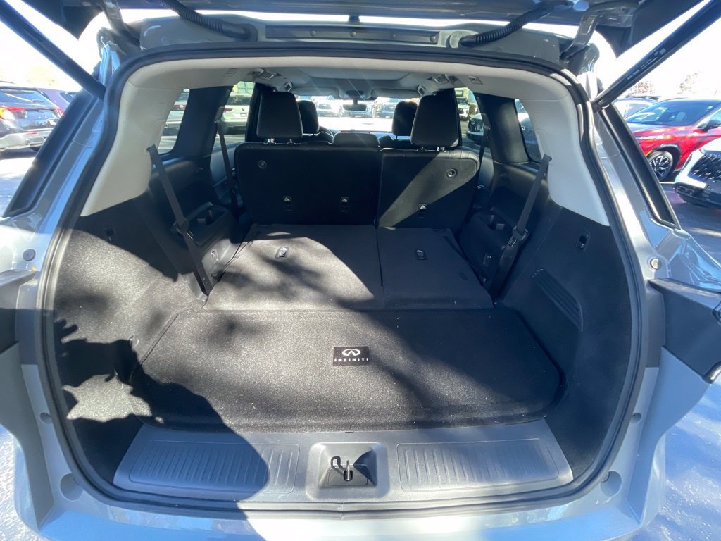 Certified 2027 INFINITI QX60 Luxe w/ Cargo Package AWD/4WD image 34