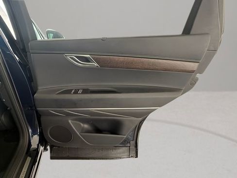 Used 2024 Genesis GV80 3.5T image 30