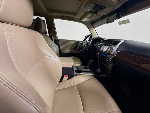 Certified 2019 Toyota 4Runner Limited AWD/4WD image 31