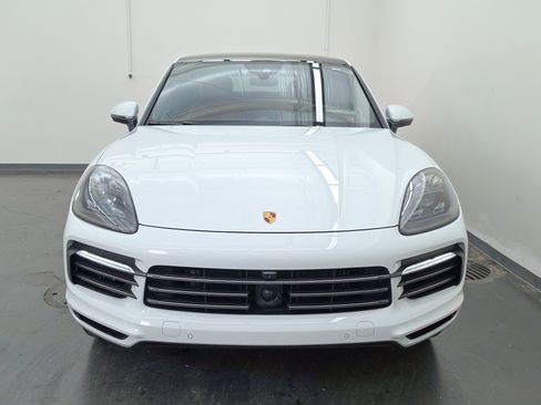 Used 2022 Porsche Cayenne Coupe AWD/4WD image 4